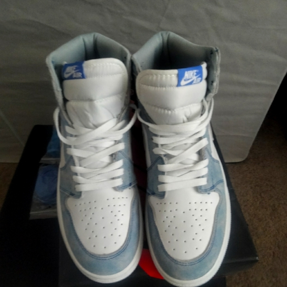 Air Jordan Retro Men's size 12 Grey/White